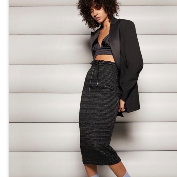 A.L.C. Smocked Vegan Leather Jaclyn Black Pencil Skirt 00 Goth Luxury Designer - Picture 4 of 16